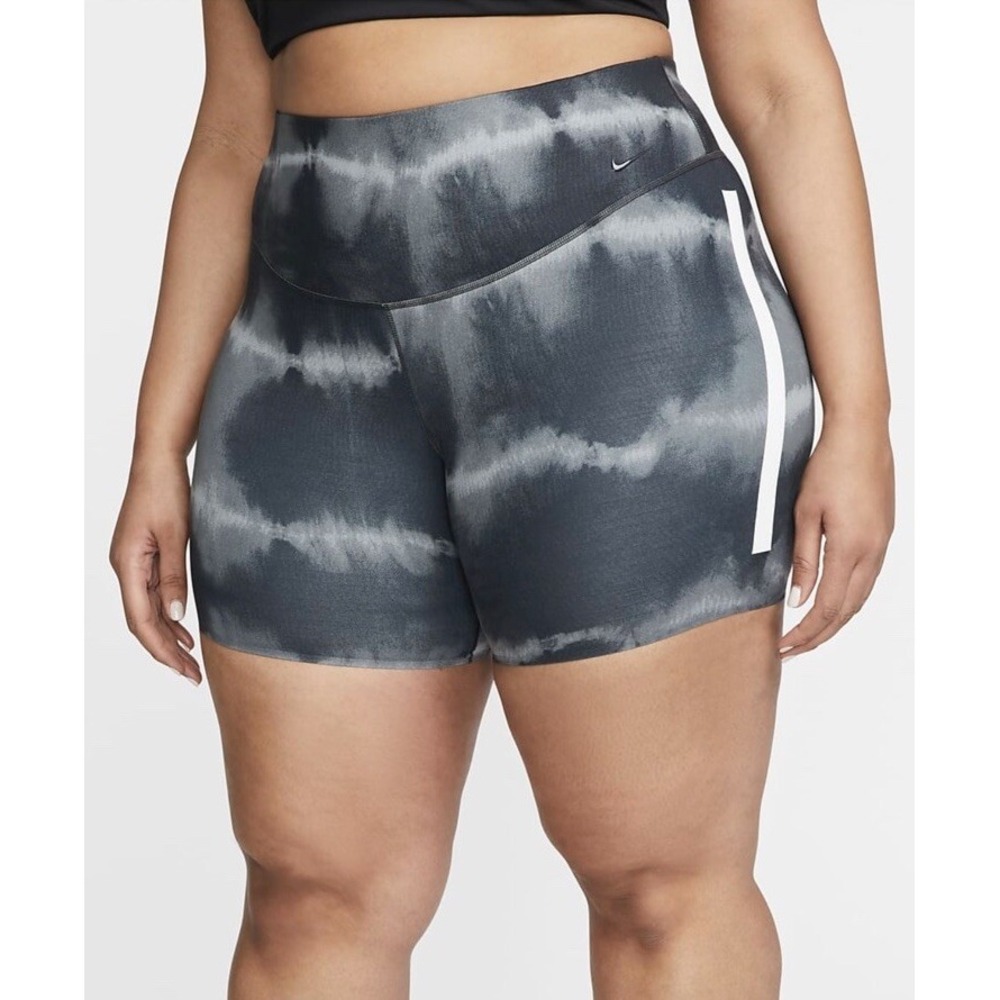 Nike One Luxe Women's 7" Mid-Rise Printed Training Shorts Plus Size 2X‎ NWT $55